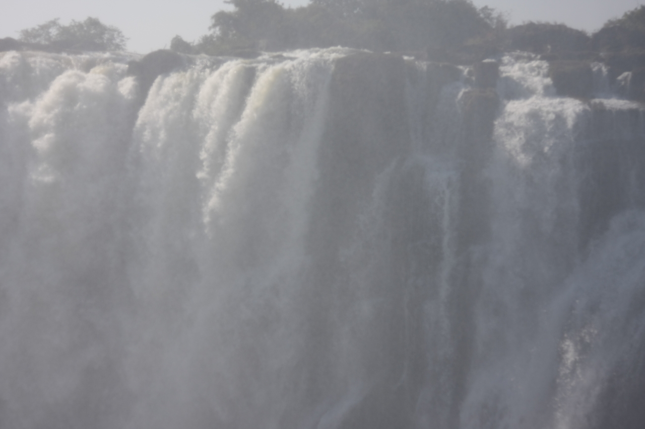 [31482] 2016_07_03_08_44_23_Africa_Canon_EOS_40D_IMG__05560.jpg