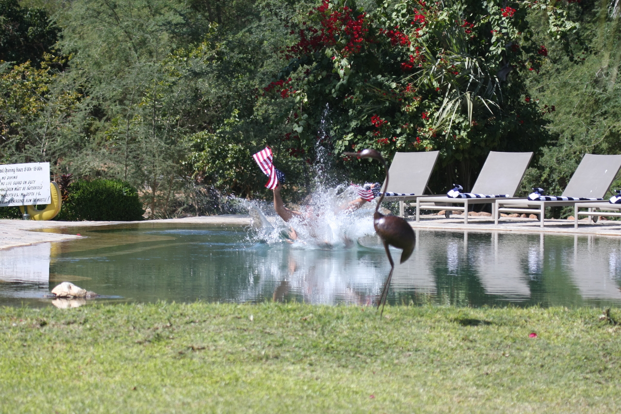 [32988] 2016_07_04_07_06_53_Africa_Canon_EOS_40D_IMG__00378.jpg