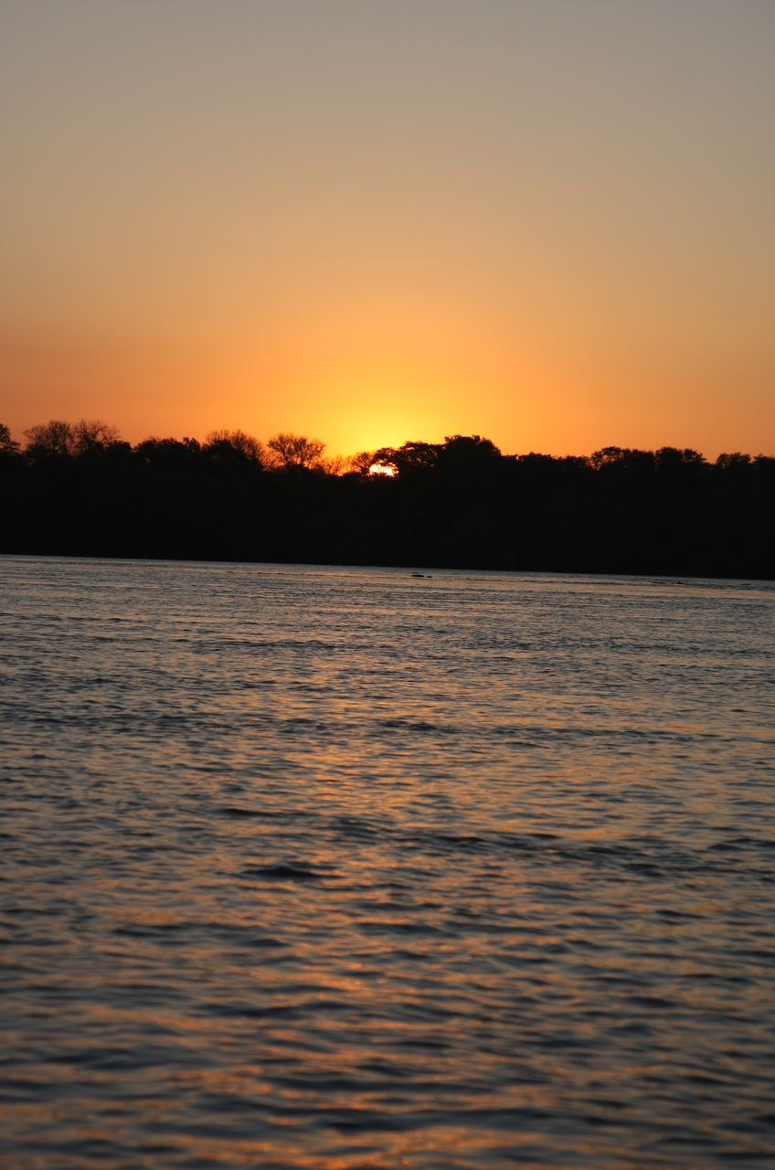 [34199] 2016_07_04_11_45_48_Africa_Canon_EOS_40D_IMG__05990.jpg