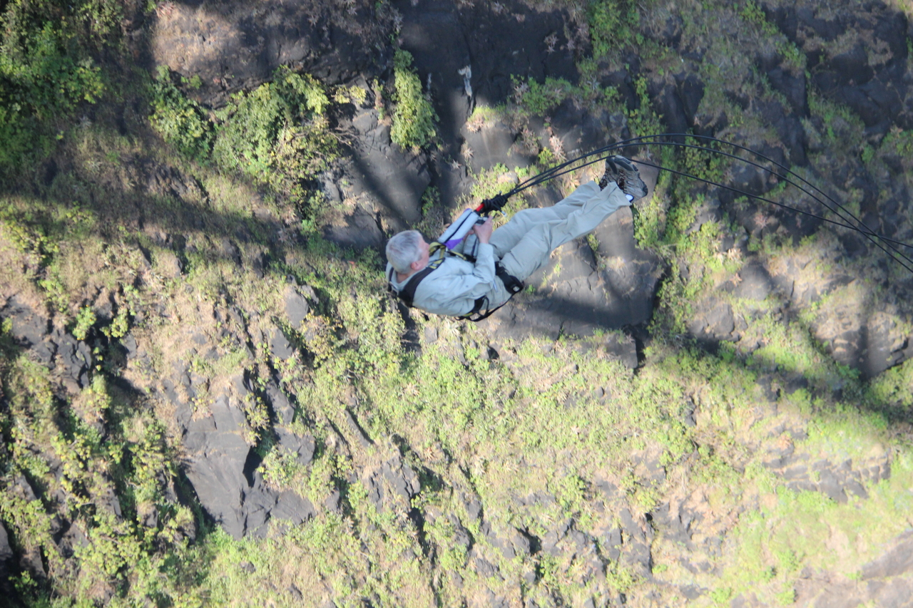 [32165] 2016_07_03_11_12_19_Africa_Canon_EOS_600D_IMG_4108_00015.jpg