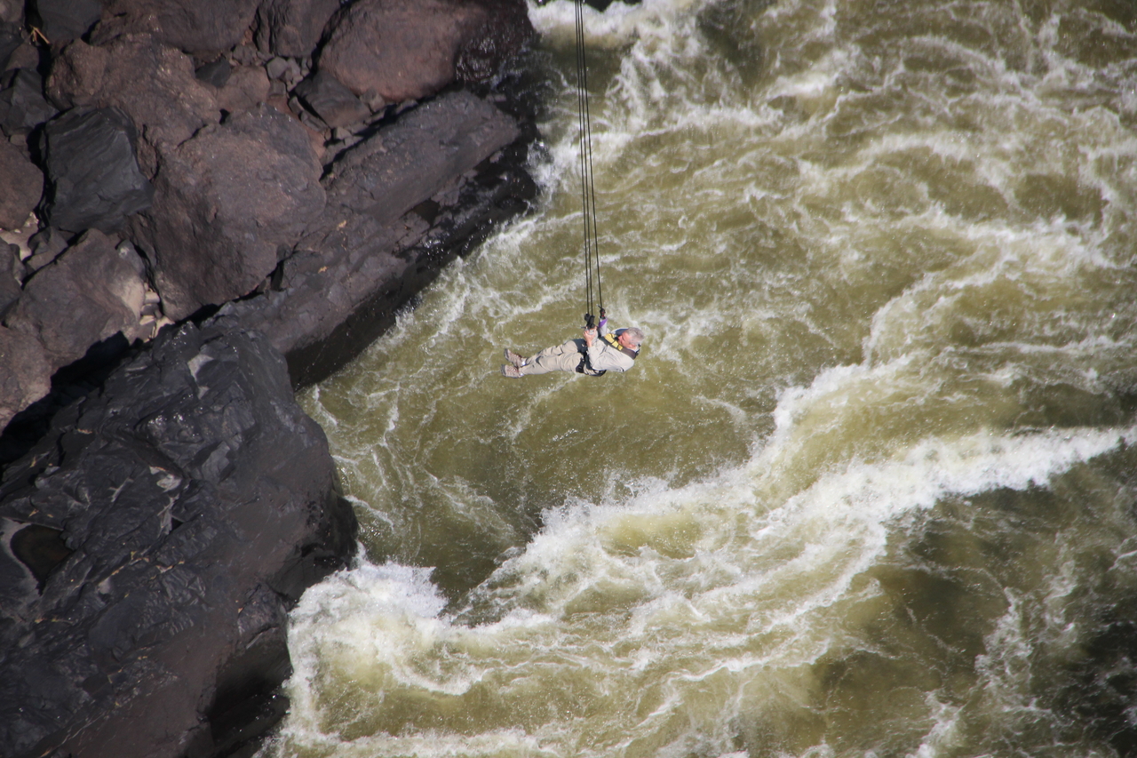 [32189] 2016_07_03_11_12_30_Africa_Canon_EOS_600D_IMG_4117_00024.jpg