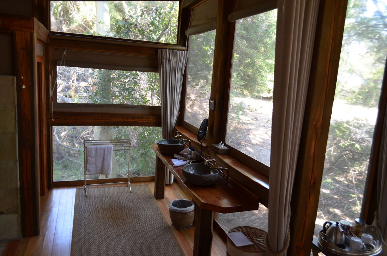 [26691] 2016_07_01_04_27_23_Africa_NIKON_D5100_IMG__05379.jpg