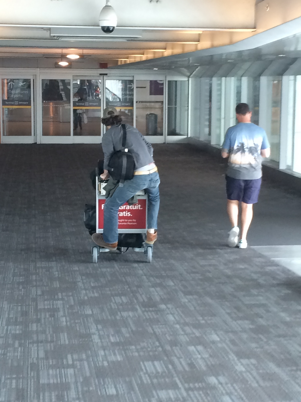 [13] 2016_06_18_17_09_14_Africa_iPhone_5s_IMG_7969_00049.jpg