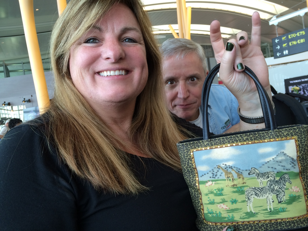 [20] 2016_06_18_19_07_45_Africa_iPhone_5s_IMG__05666.jpg