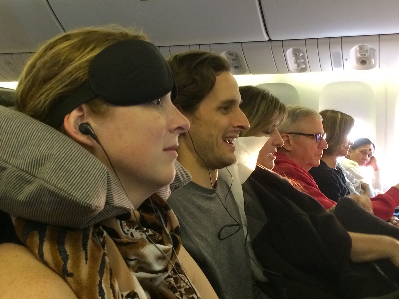 [40] 2016_06_18_20_29_08_Africa_iPhone_5s_IMG_7982_05672.jpg