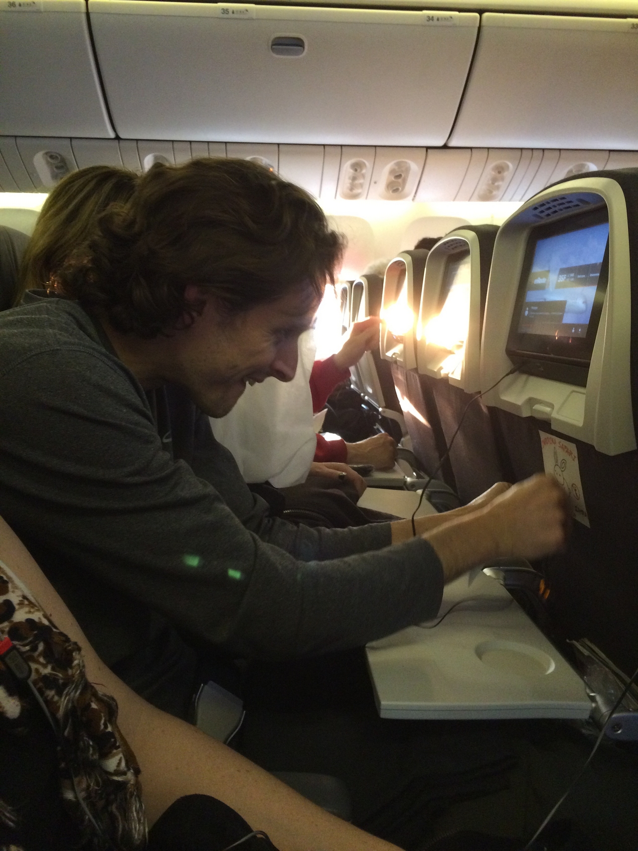 [49] 2016_06_18_20_31_54_Africa_iPhone_5s_IMG__00063.jpg