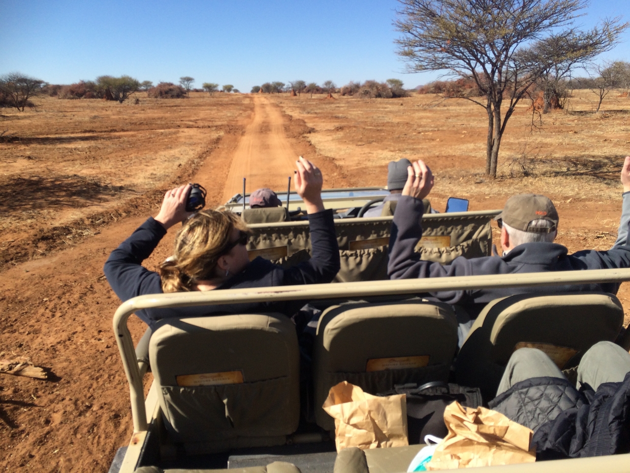 [4999] 2016_06_23_04_55_00_Africa_iPhone_5s_IMG__05901.jpg