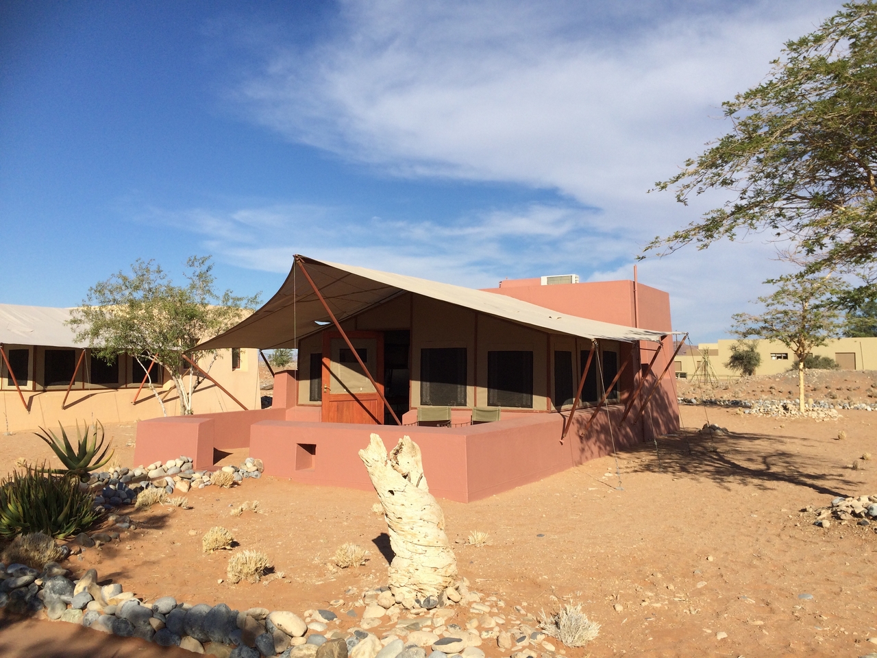 [13796] 2016_06_24_09_52_54_Africa_iPhone_5s_IMG_8289_06096.jpg