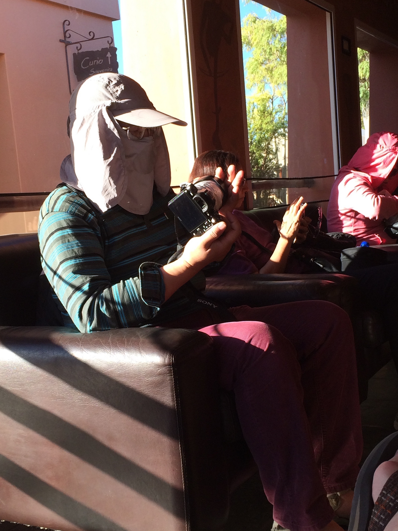 [13822] 2016_06_24_10_47_40_Africa_iPhone_5s_IMG__06103.jpg