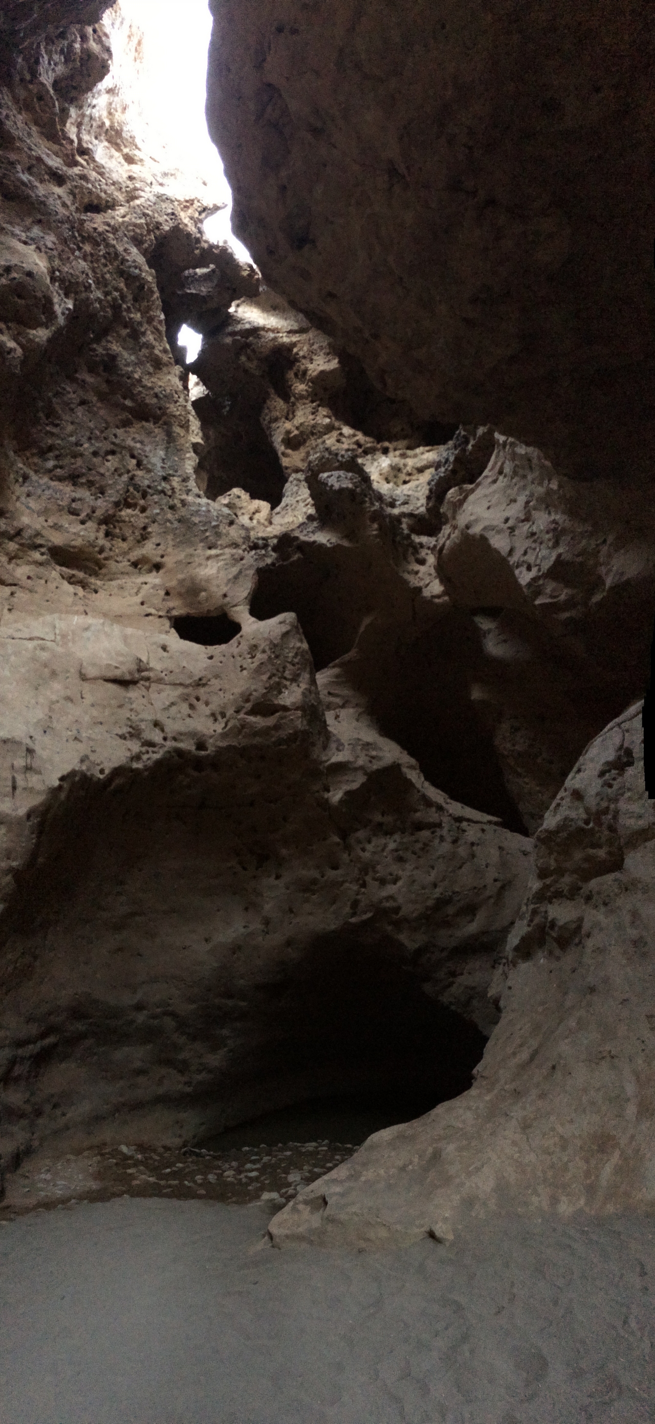 [14052] 2016_06_24_12_01_31_Africa_iPhone_5s_IMG_8296_00494.jpg