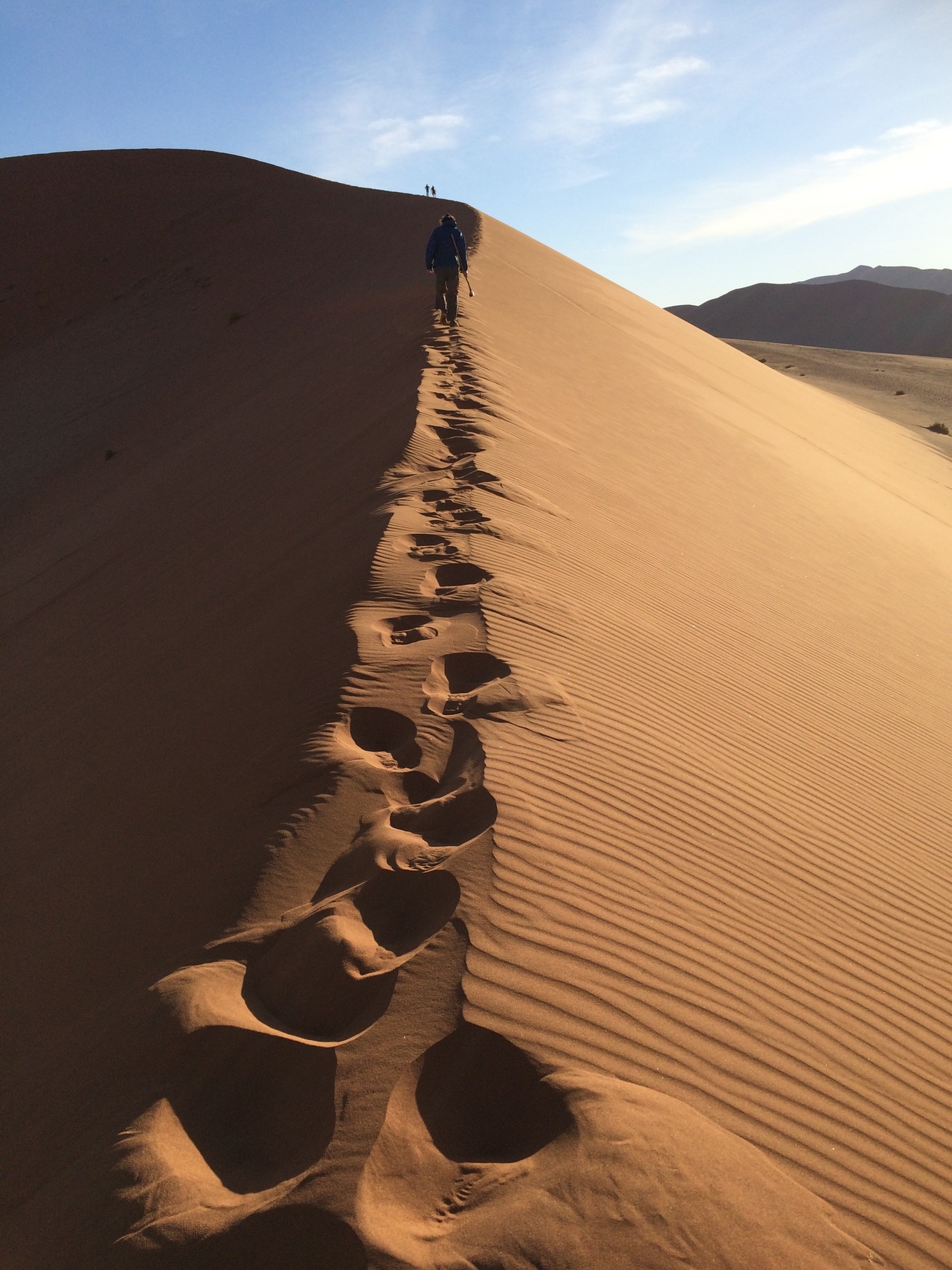 [14892] 2016_06_25_02_59_07_Africa_iPhone_5s_IMG_8312_00526.jpg