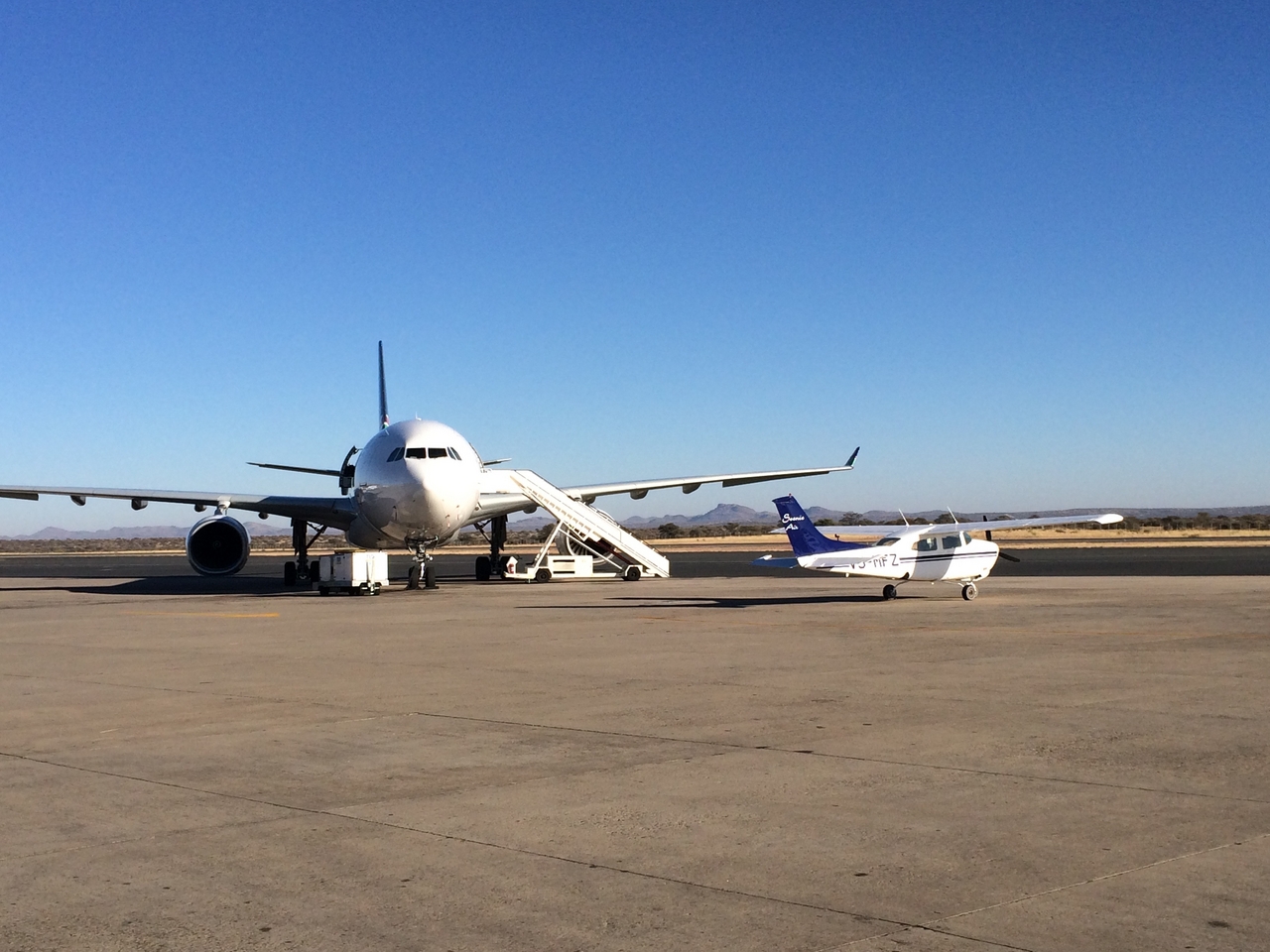 [16718] 2016_06_27_02_58_41_Africa_iPhone_5s_IMG__00695.jpg