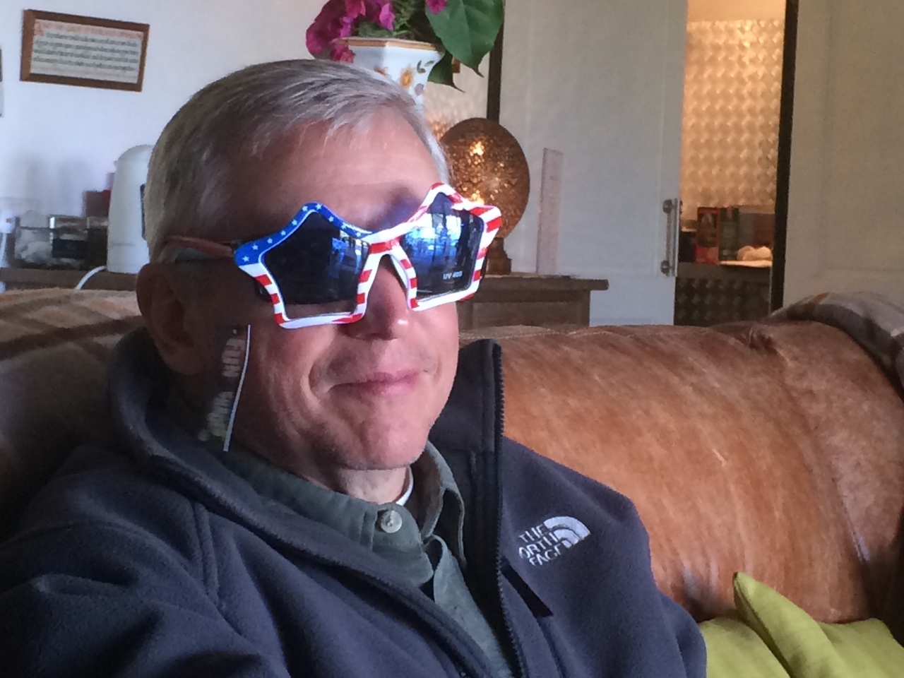 [32807] 2016_07_04_02_58_01_Africa_iPhone_5s_IMG__00888.jpg