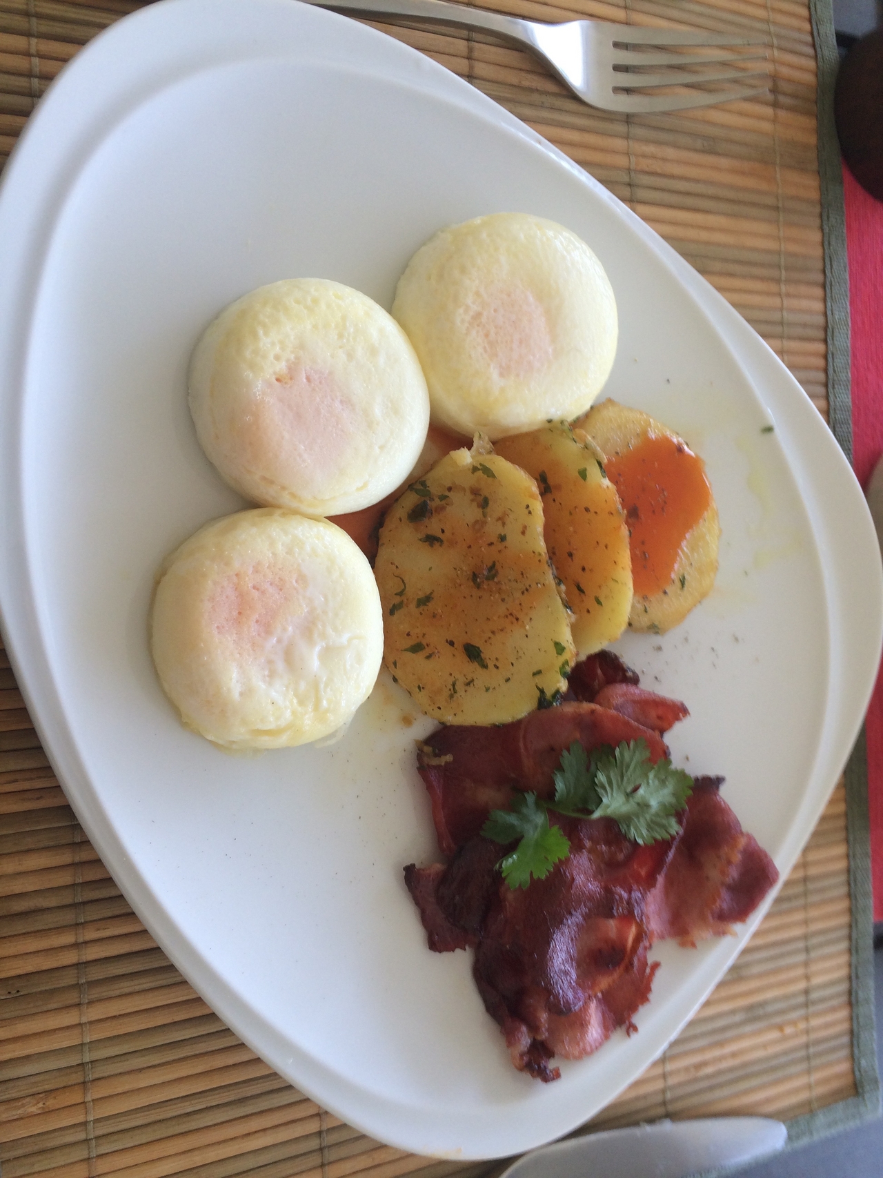 [32809] 2016_07_04_03_42_10_Africa_iPhone_5s_IMG__00889.jpg