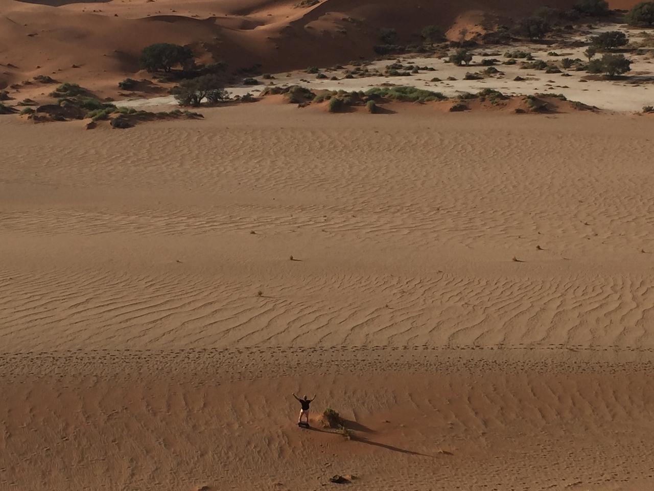 [15748] 2016_06_25_08_43_37_Africa_iPhone_6_IMG_8240_00217.jpg