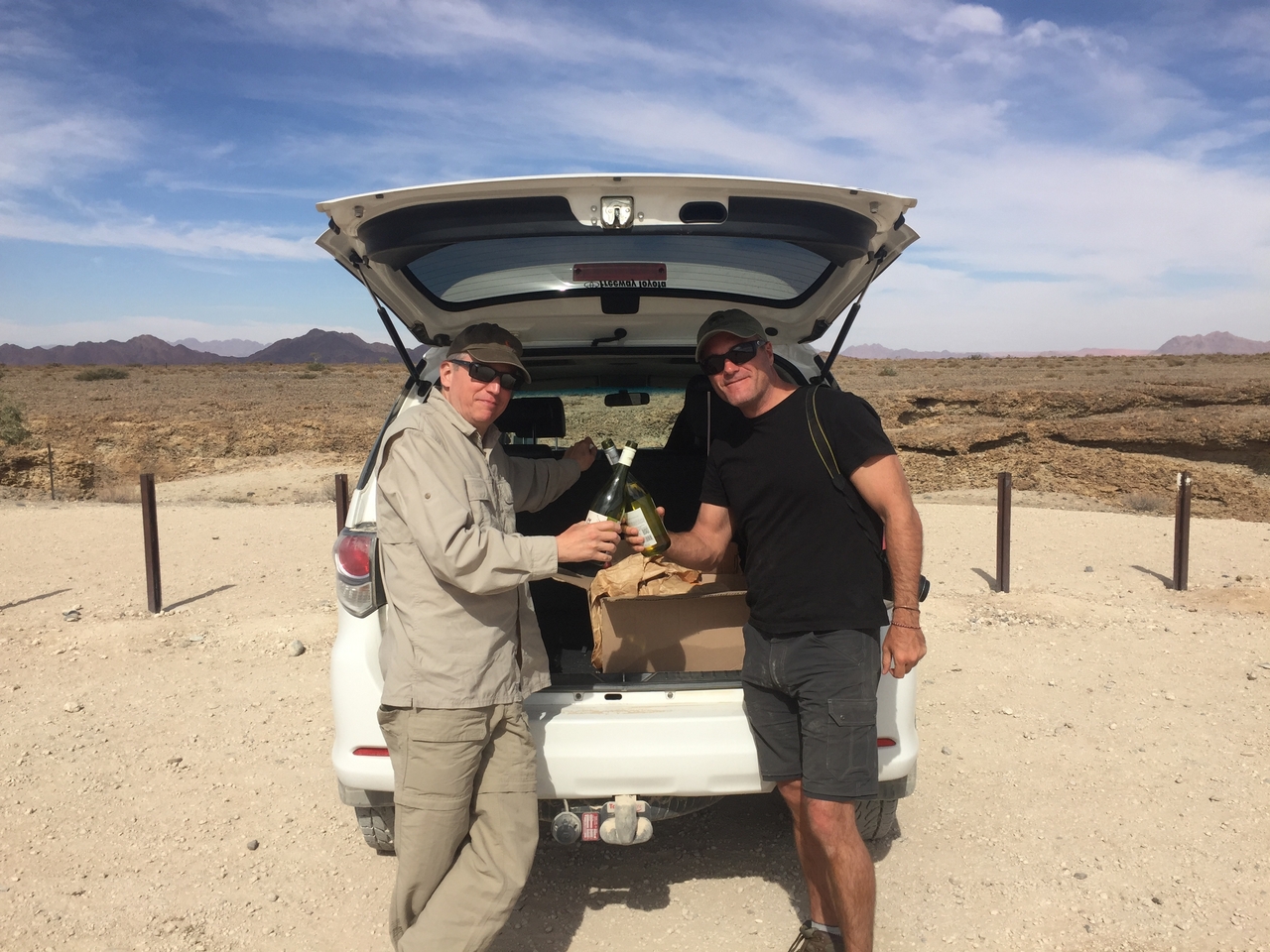 [16265] 2016_06_25_12_06_10_Africa_iPhone_6_IMG_8316_00285.jpg