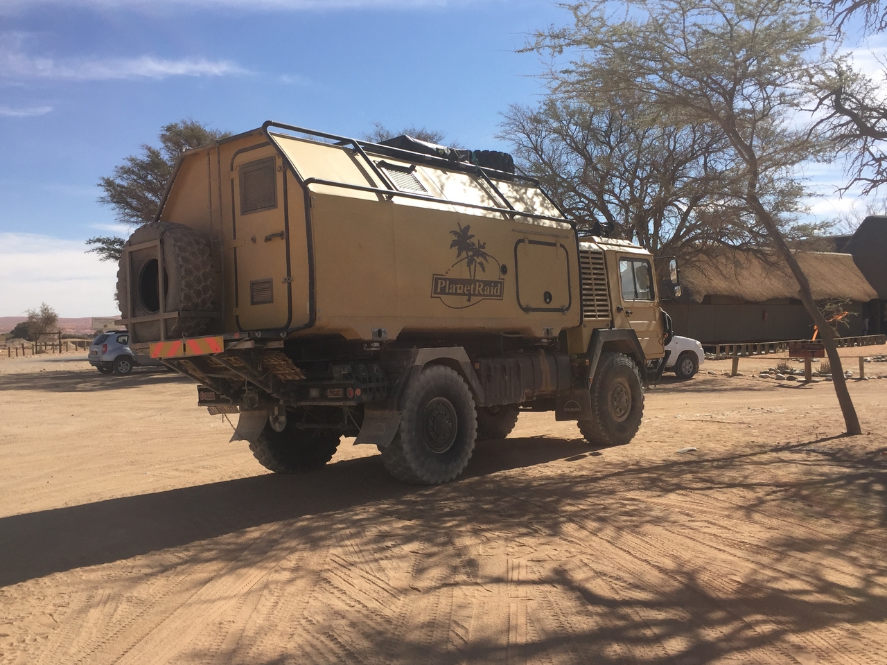 [16316] 2016_06_25_13_13_18_Africa_iPhone_6_IMG_8334_00302.jpg