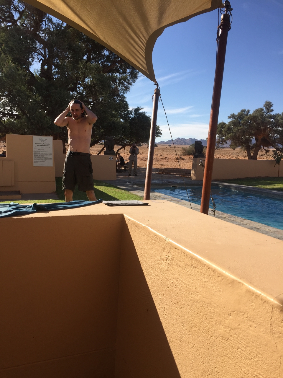 [16372] 2016_06_25_14_35_30_Africa_iPhone_6_IMG_8352_03243.jpg