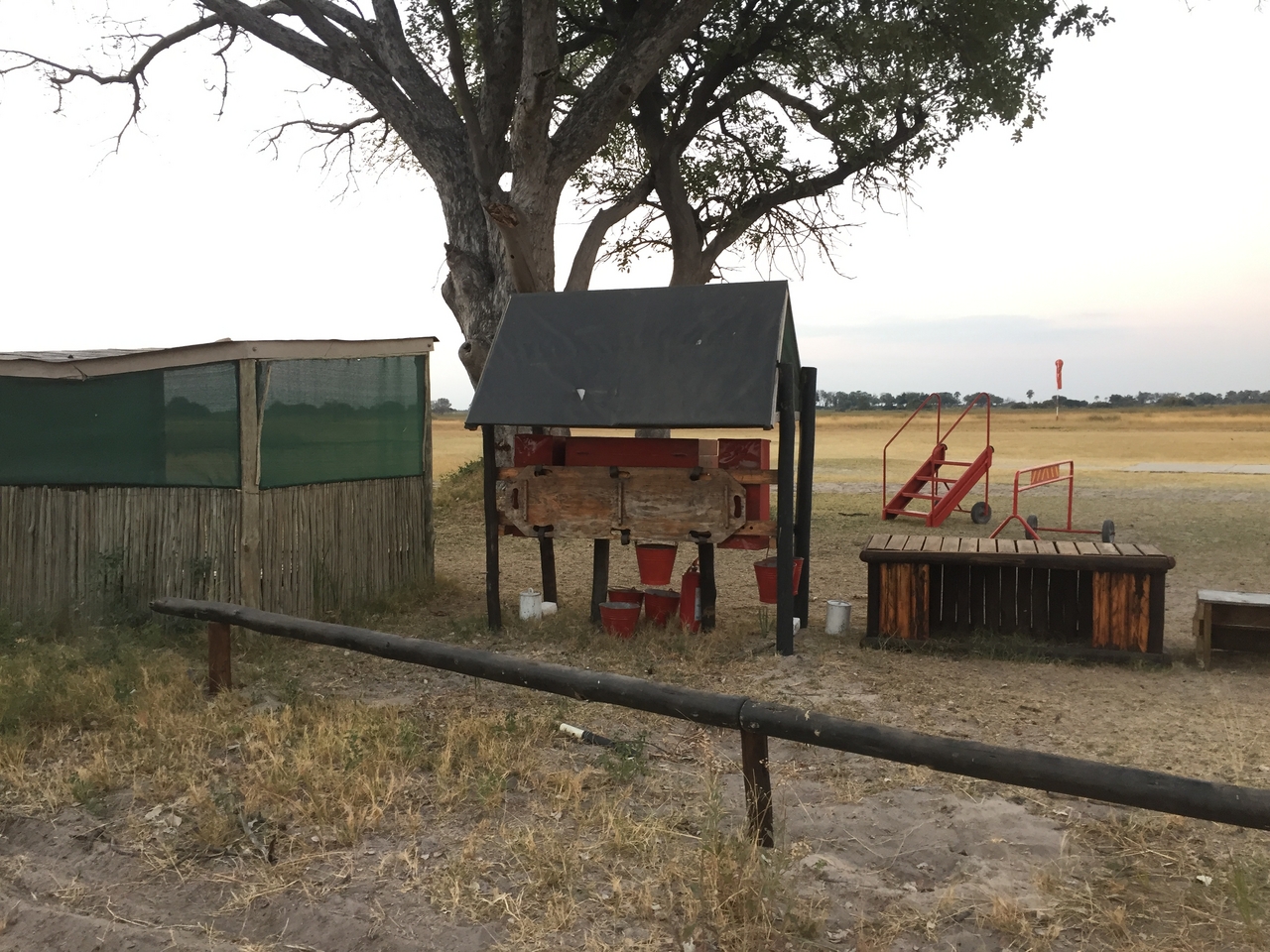 [27443] 2016_07_01_18_01_13_Africa_iPhone_6_IMG_8712_00637.jpg