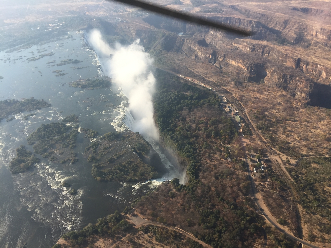 [31539] 2016_07_03_08_45_17_Africa_iPhone_6_IMG_8817_00731.jpg