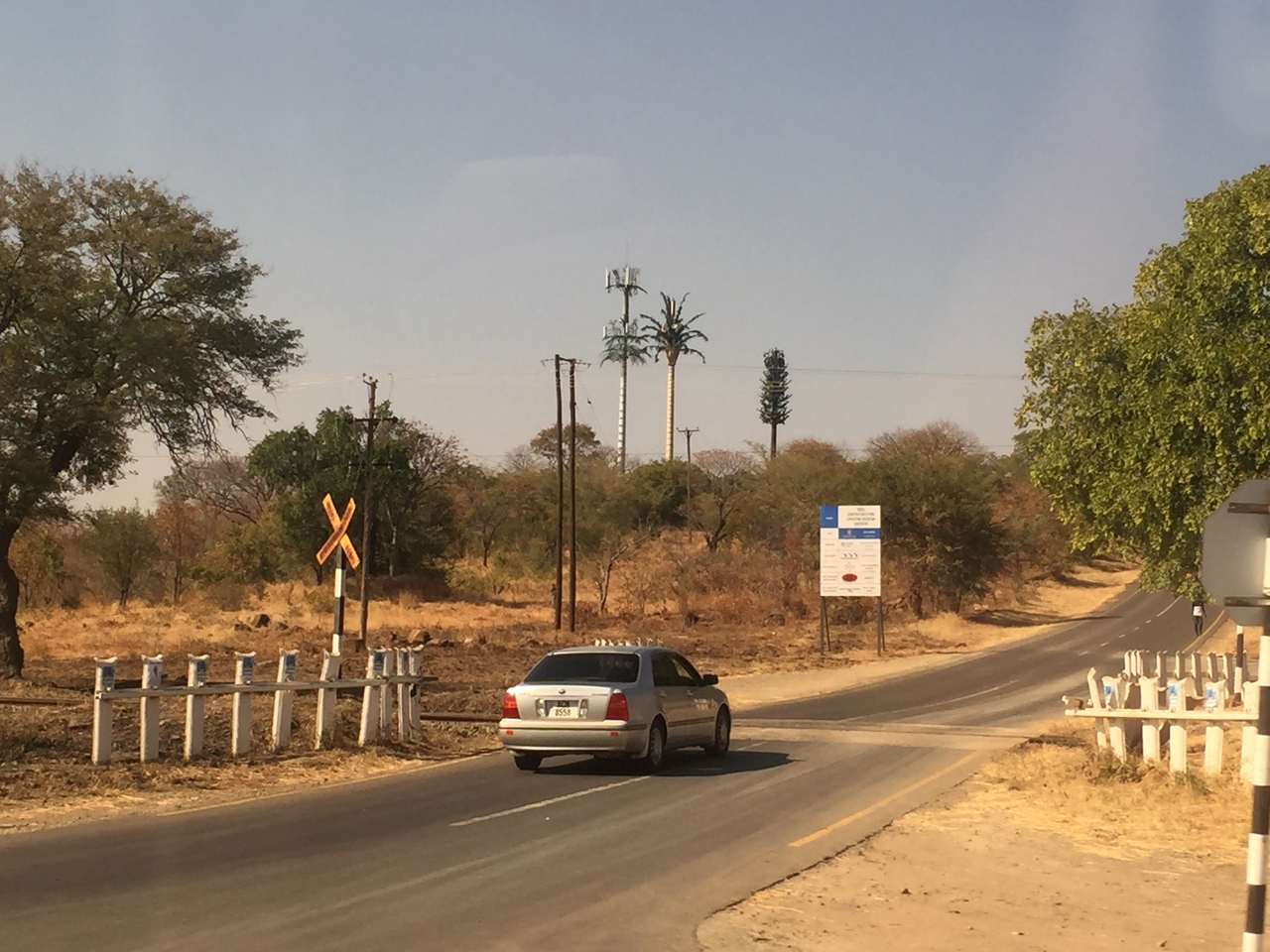 [32468] 2016_07_03_14_15_32_Africa_iPhone_6_IMG_8889_01370.jpg