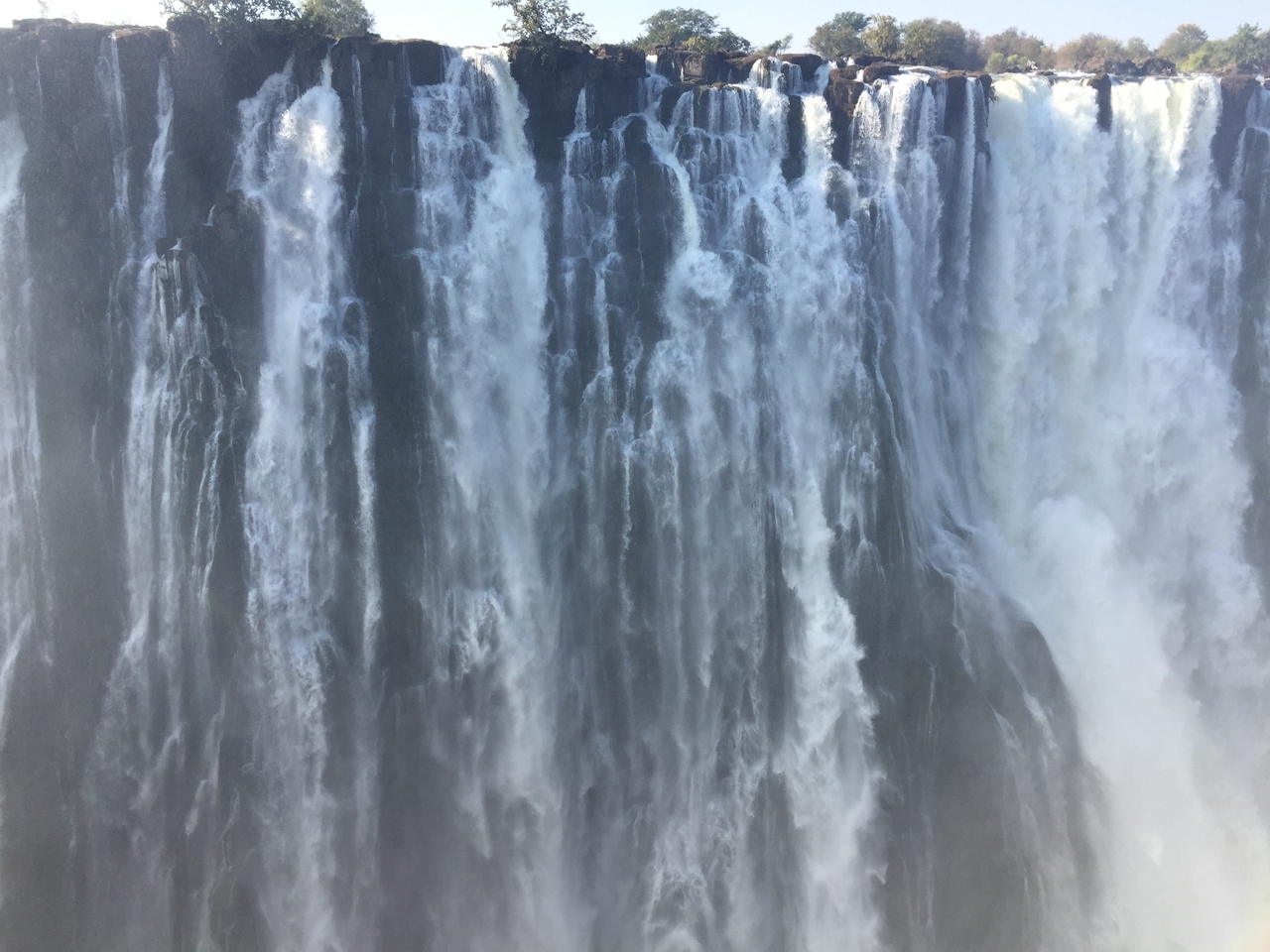 [32604] 2016_07_03_15_27_33_Africa_iPhone_6_IMG_8922_00817.jpg