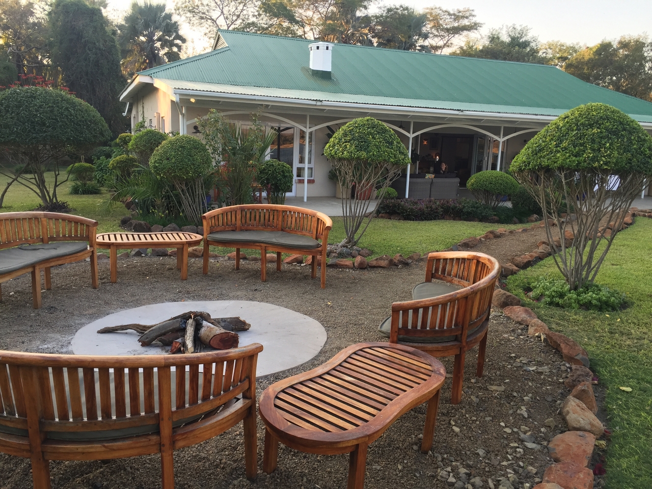 [32723] 2016_07_03_17_15_32_Africa_iPhone_6_IMG_8949_03762.jpg