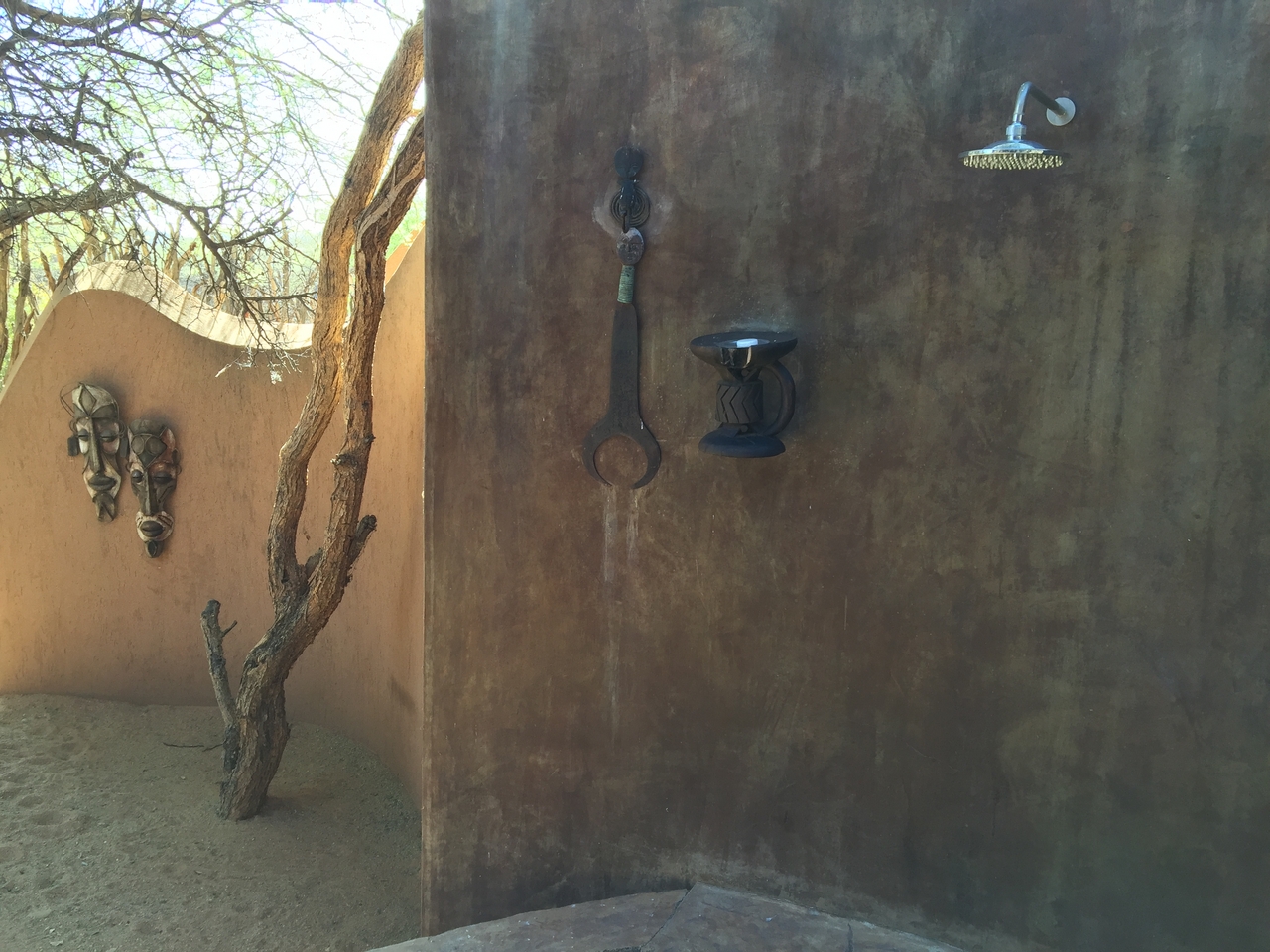 [3534] 2016_06_22_13_49_14_Africa_iPhone_6_Plus_IMG_3457_00142.jpg