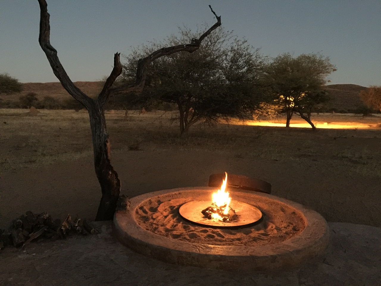 [3733] 2016_06_22_17_47_42_Africa_iPhone_6_Plus_IMG_3490_06741.jpg