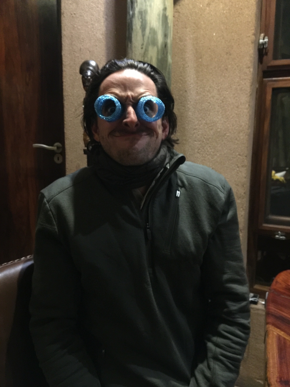 [3772] 2016_06_22_20_13_42_Africa_iPhone_6_Plus_IMG_3506_00170.jpg