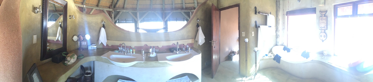 [9000] 2016_06_23_14_20_08_Africa_iPhone_6_Plus_IMG_3514_00176.jpg