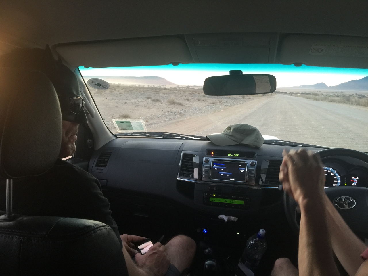 [14330] 2016_06_24_17_21_08_Africa_iPhone_6_Plus_IMG_3642_06843.jpg