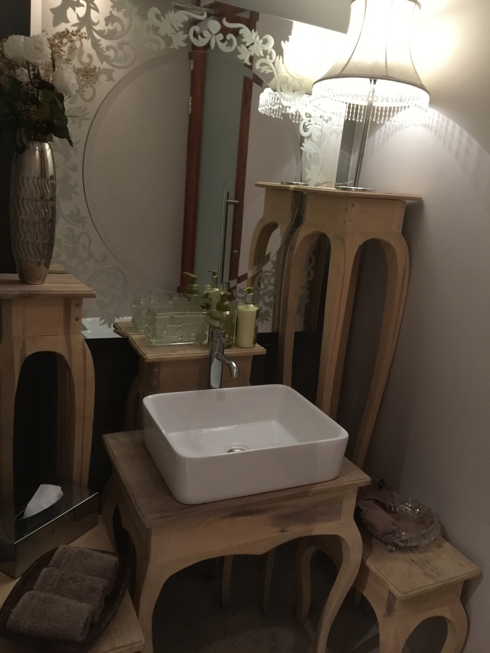 [16691] 2016_06_26_19_55_00_Africa_iPhone_6_Plus_IMG_3746_00348.jpg