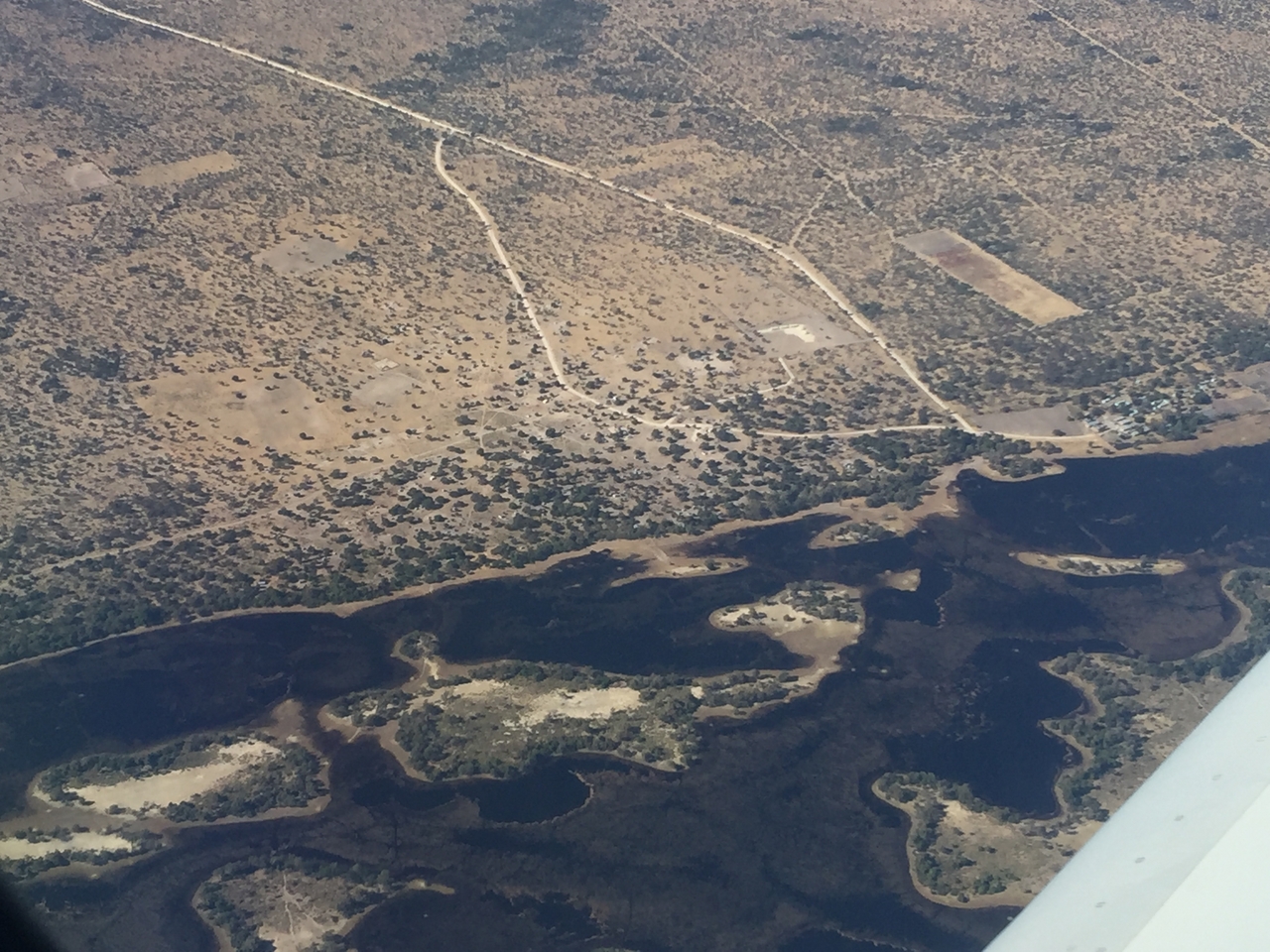 [16983] 2016_06_27_09_07_35_Africa_iPhone_6_Plus_IMG_3751_06936.jpg