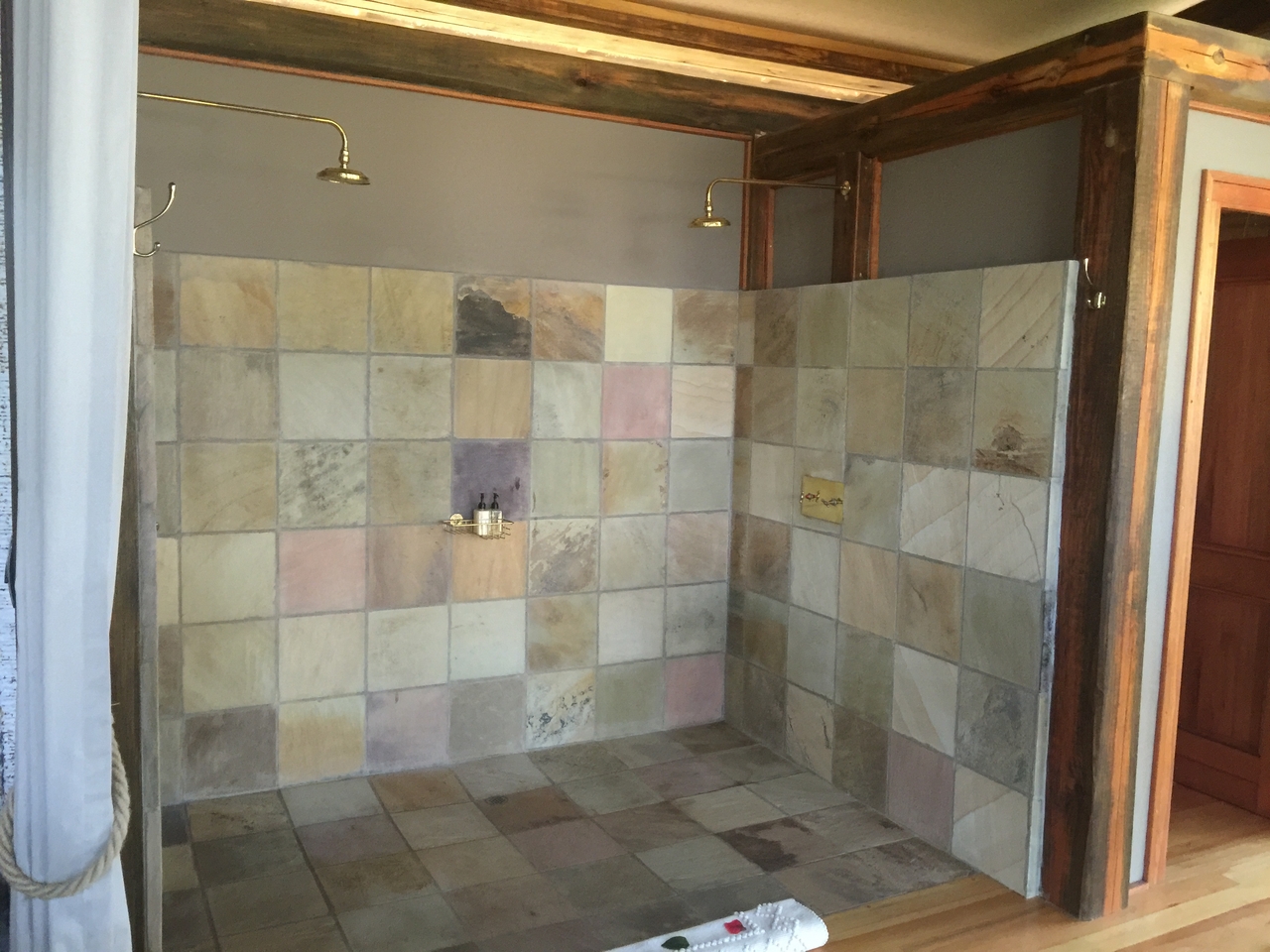 [27072] 2016_07_01_14_07_46_Africa_iPhone_6_Plus_IMG_4086_07107.jpg