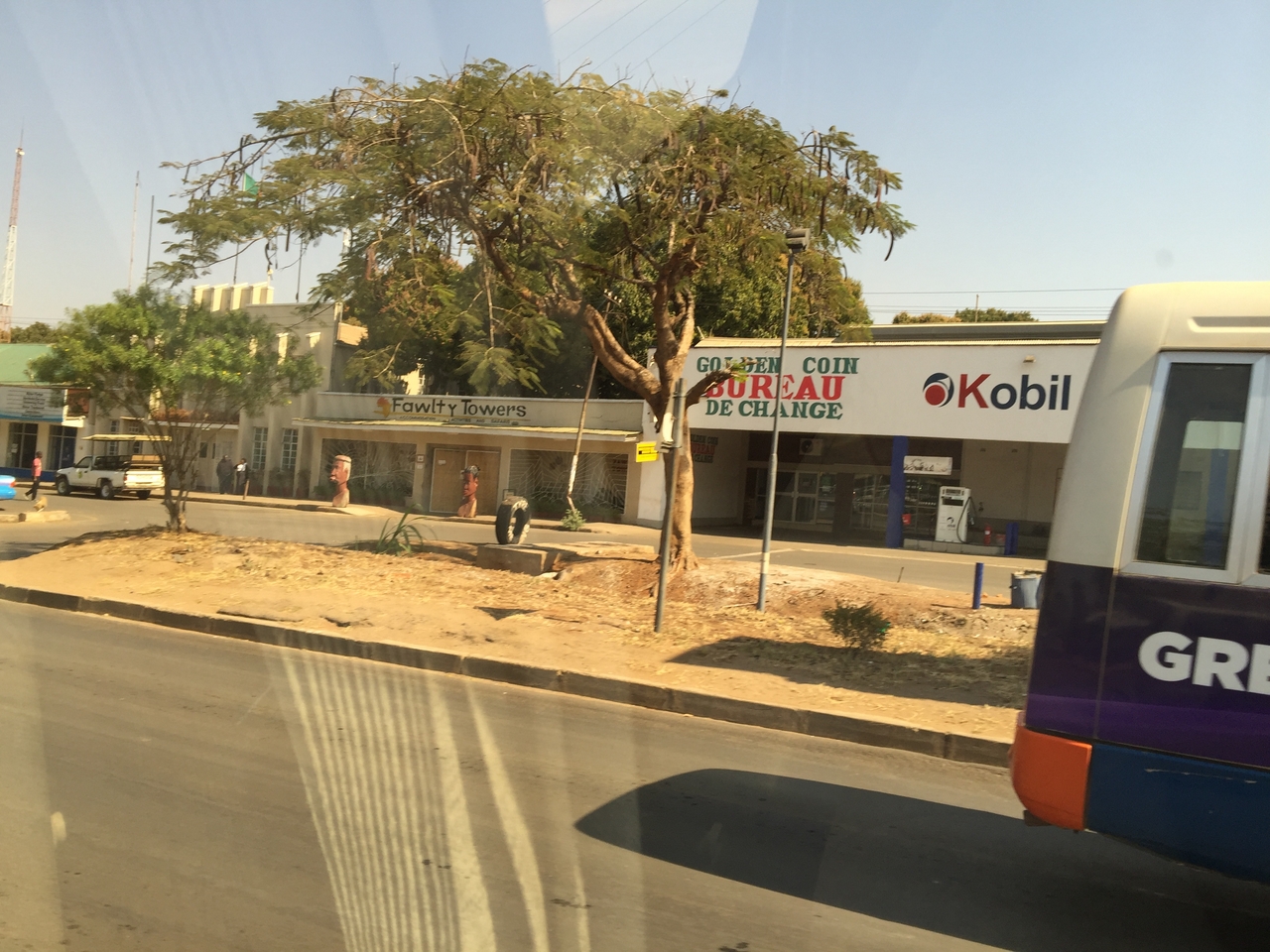 [32312] 2016_07_03_12_30_43_Africa_iPhone_6_Plus_IMG_4916_00764.jpg