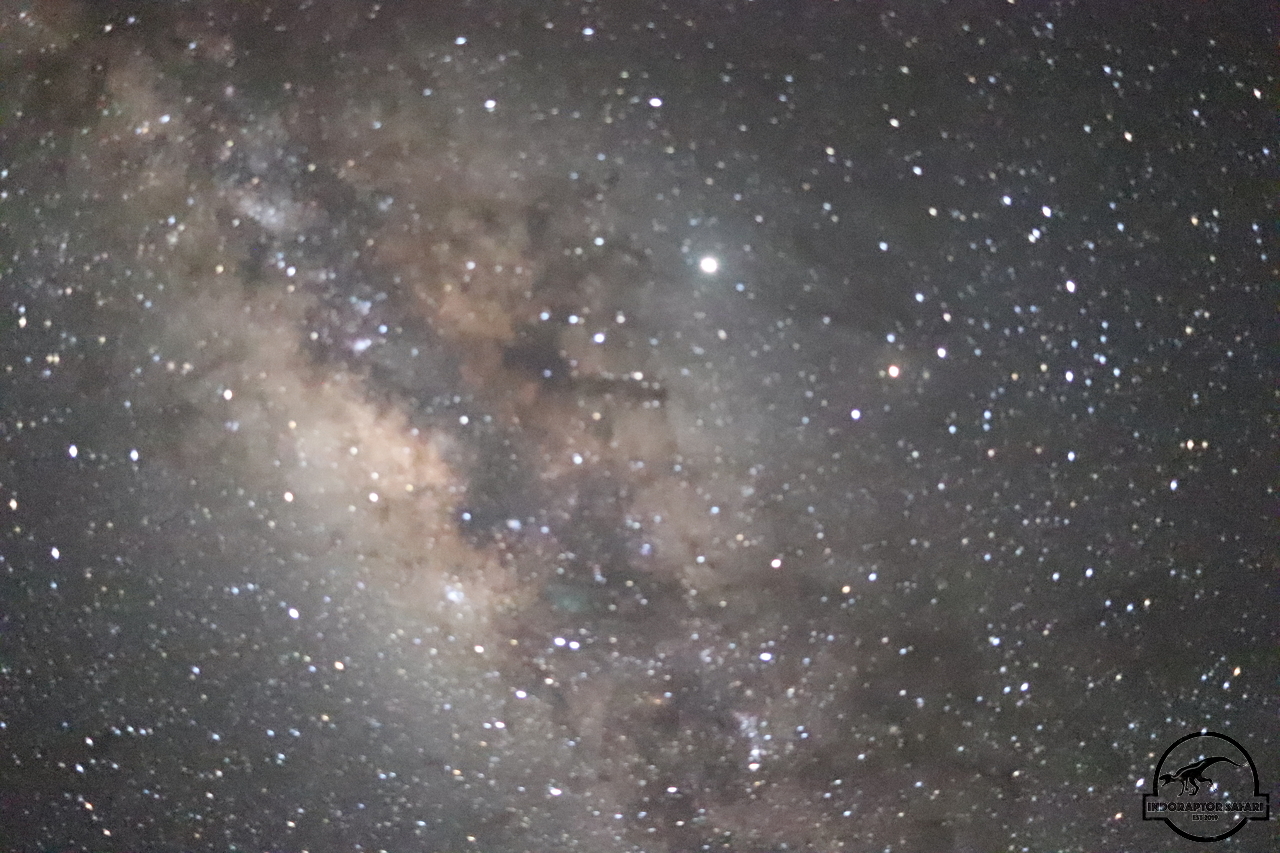 [5] 2019_07_01_22_16_35_Africa_Canon_EOS_77D_IMG_2972_00006.jpg