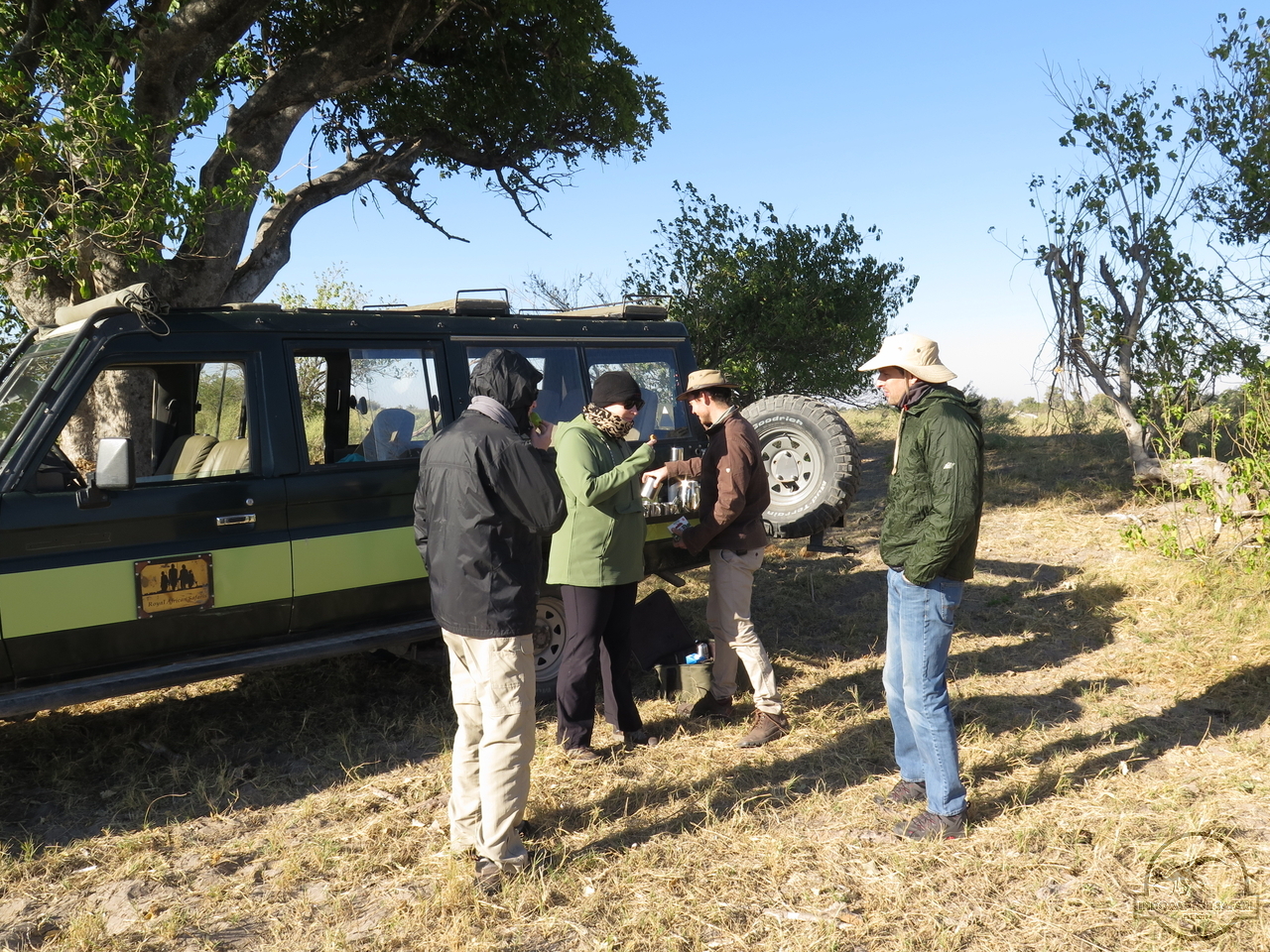 [703] 2019_06_20_03_14_19_Africa_Canon_PowerShot_G16_IMG_0032_00137.jpg