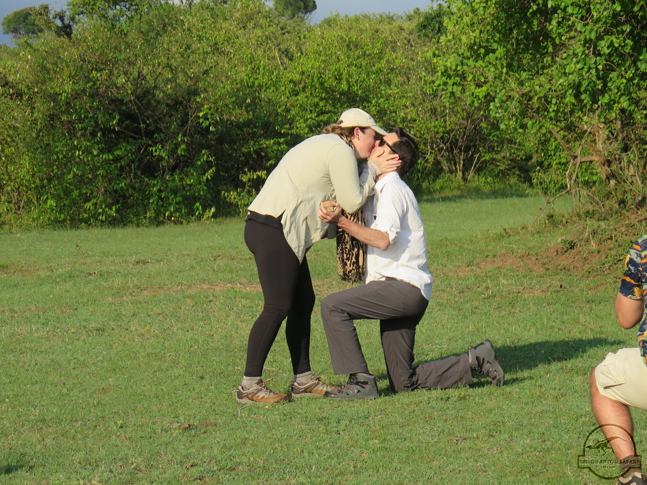 [875] 2019_06_29_10_35_18_Africa_Canon_PowerShot_G16_IMG_0247_00146.jpg
