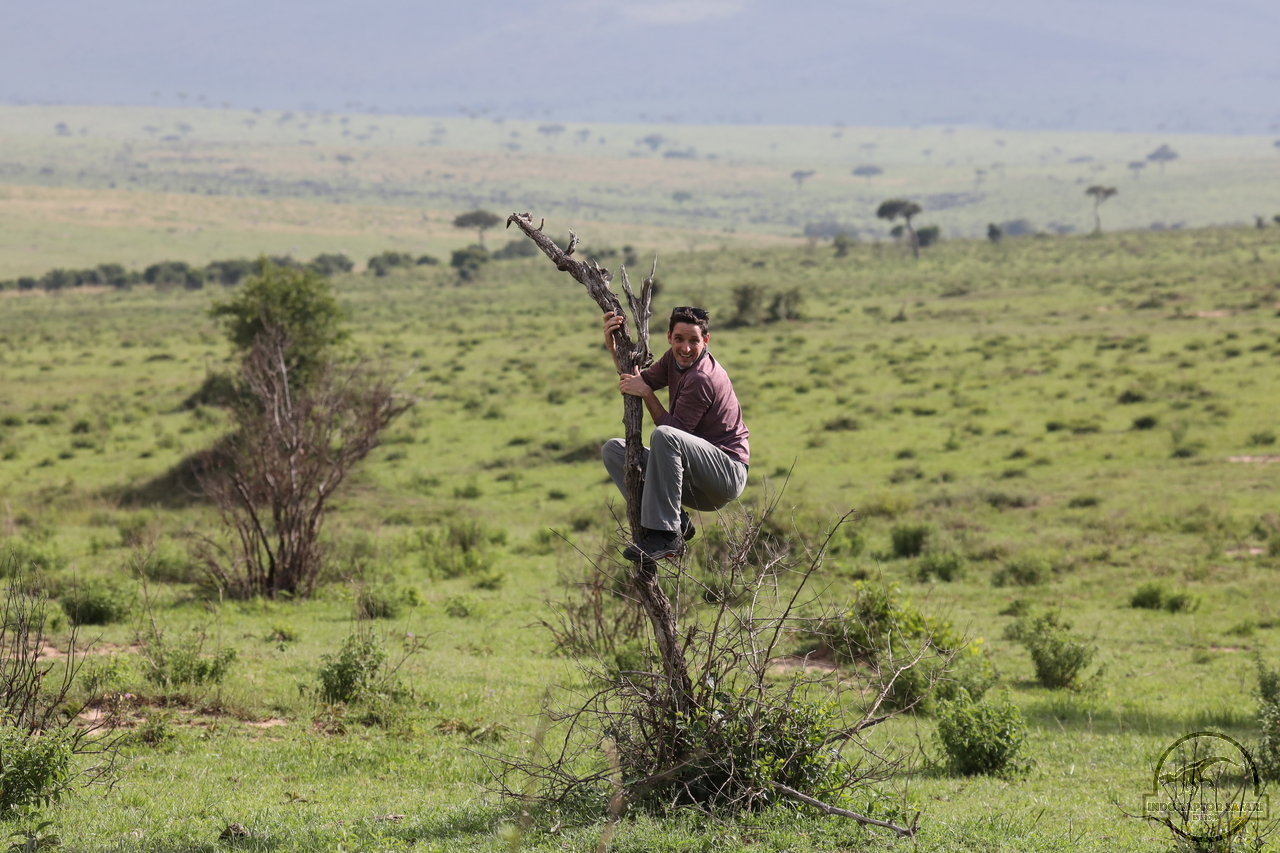 [957] 2019_07_01_20_08_38_Africa_Canon_EOS_5D_Mark_IV_IMG_0011688_00101.jpg